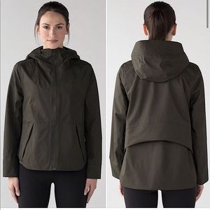 Lululemon Everyday Getaway Jacket -Olive Green
